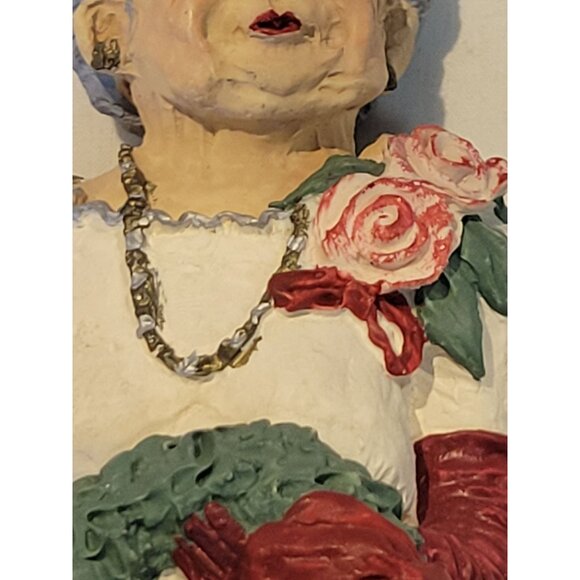 Vintage Hanford Crumpleton Elderly Woman Resin Figurine 1991 Wreath  Roses - Picture 6 of 10